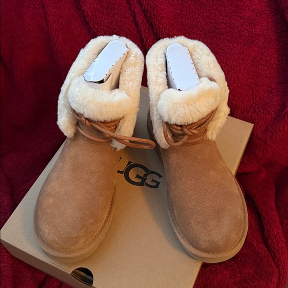 UGG Shoes - UGG Classic Mini Posy Boots in Tan